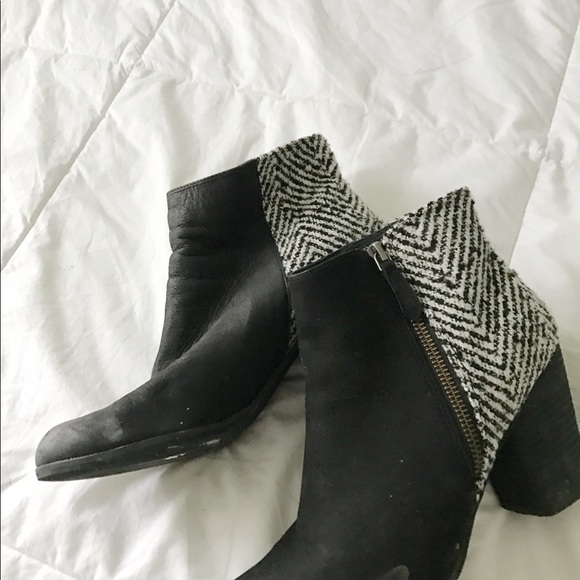 BP Black Booties - Picture 1 of 2