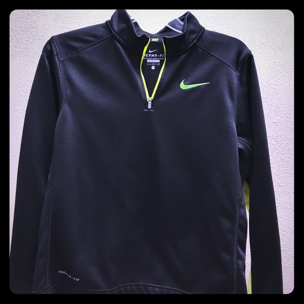Nike pullover