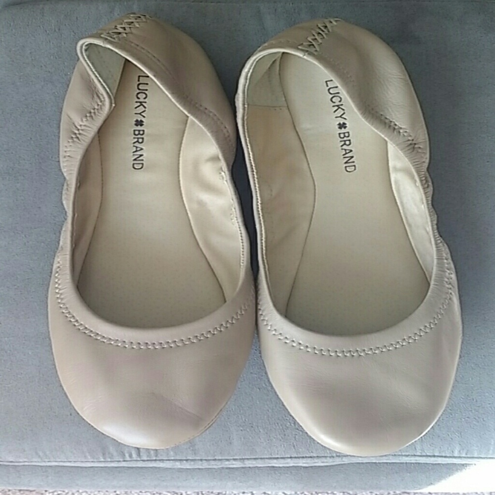 Lucky Brand Emmie Flats Sz 10M Nude