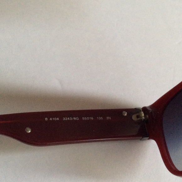 Burberry Sunglasses - Picture 6 of 8