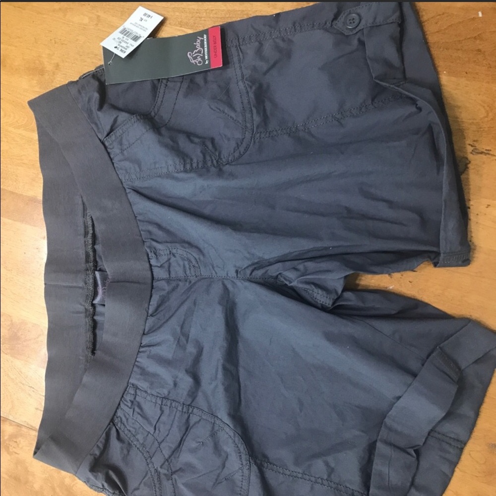 Gray shorts