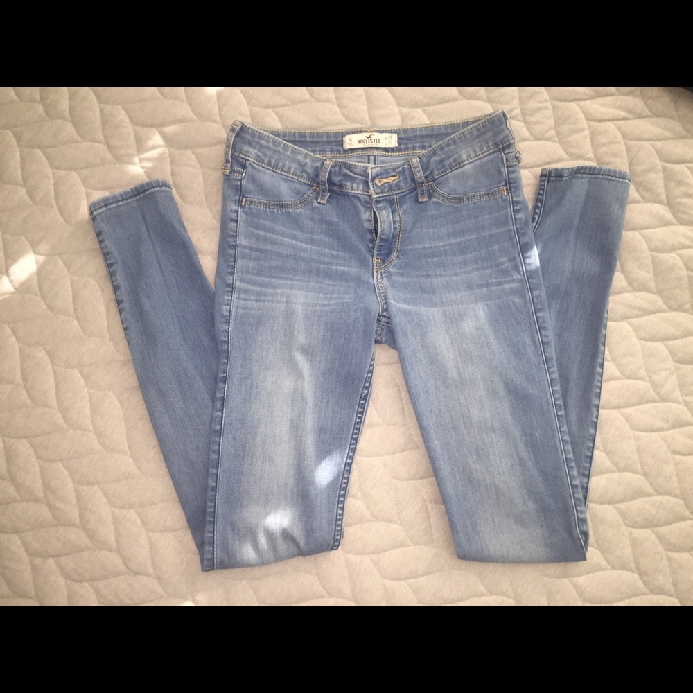 Hollister skinny jeans