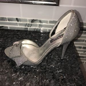 Nina silver heels - ankle strap , peep toe