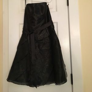 Black strapless Jessica McClintock party dress 👗