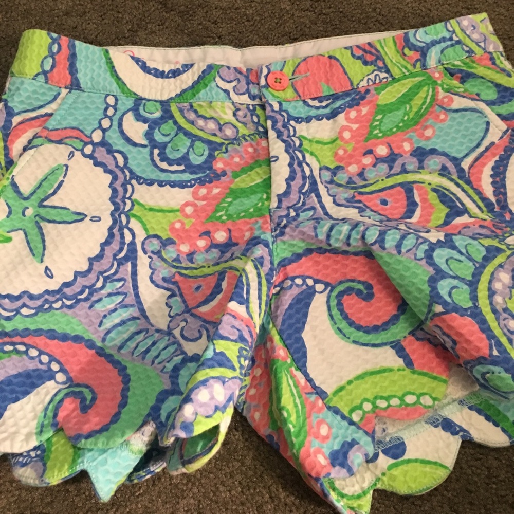 Lilly Pulitzer Buttercup shorts size 4