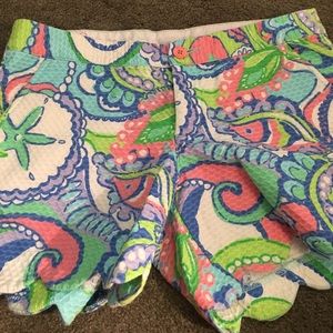 Lilly Pulitzer Buttercup shorts size 4