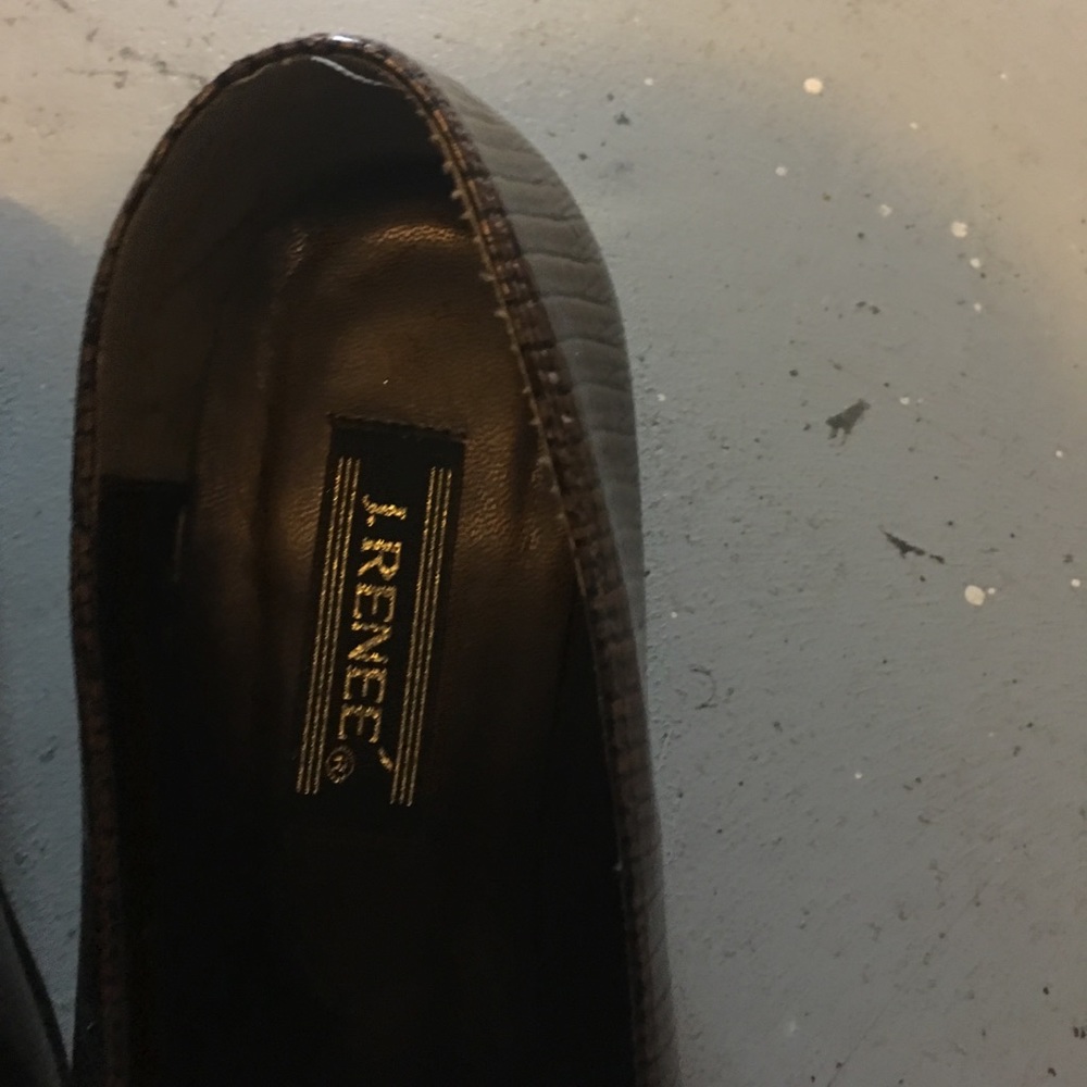 J Reneé Wide Toe Shoes - Picture 2 of 2