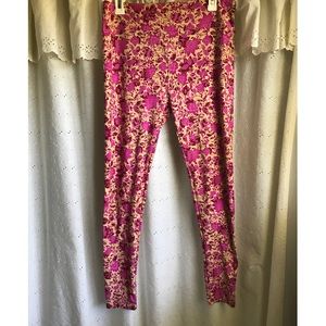 🌿TC FLORAL FILIGREE LULAROE LEGGINGS🌿