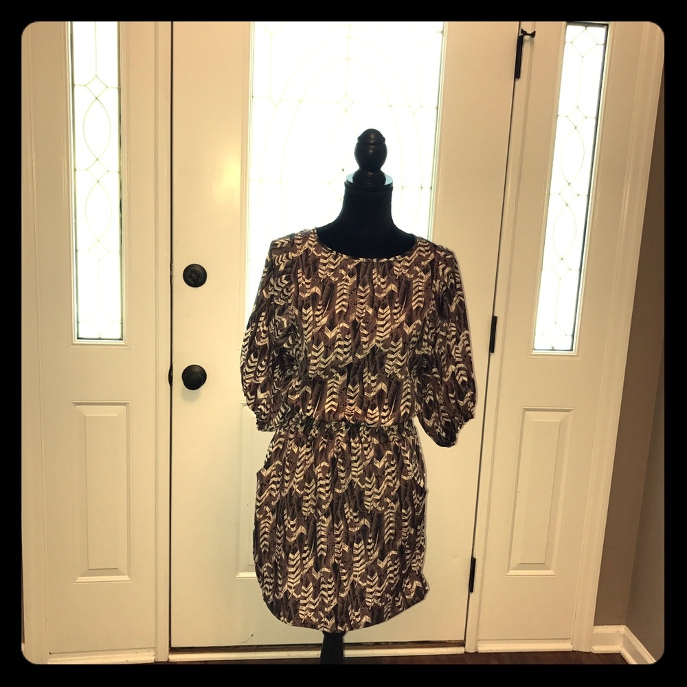 Pattern Tunic Dress - Picture 2 of 4
