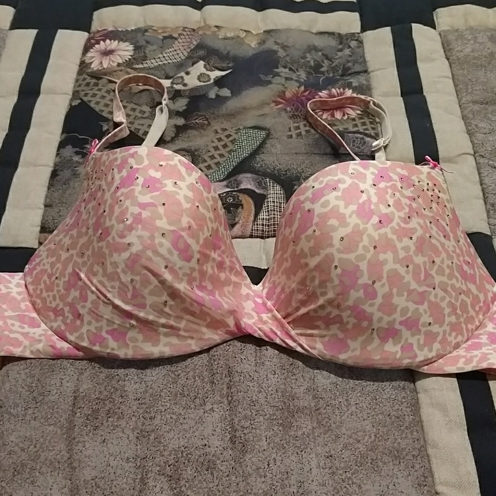VS pink leopard w/ sparkles bra