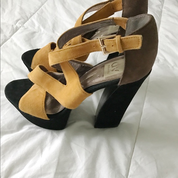 Dolce Vita Black/Mustard Yellow/Brown Platform - Picture 2 of 2