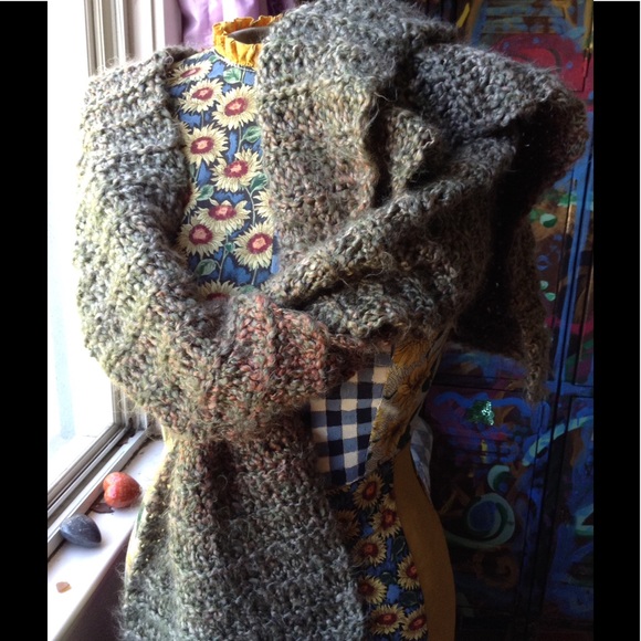 Fall colors, Avocado green and Tan Scarf Wrap - Picture 2 of 8
