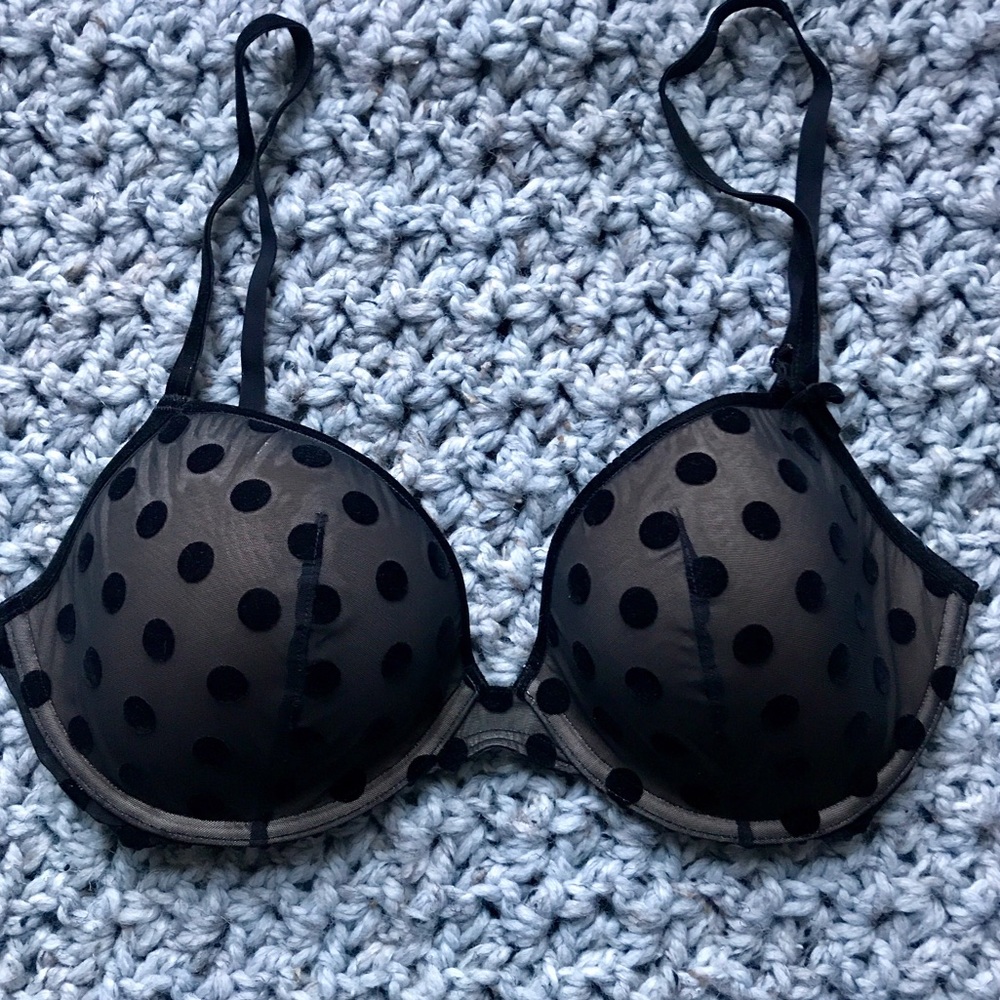 👙- GapBody black polka dotted bra