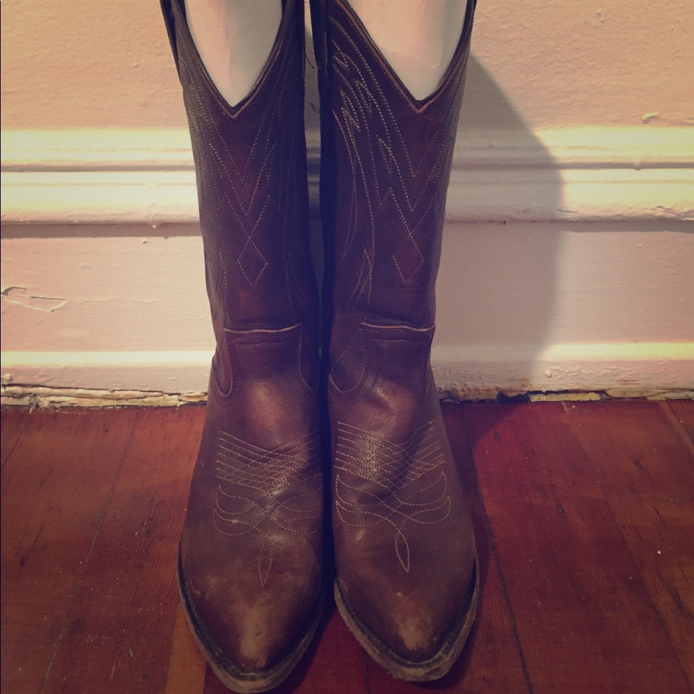 Frye Women's Billy Boots. Size 7.