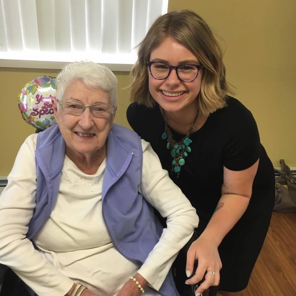 Meet your Posher, Carrie