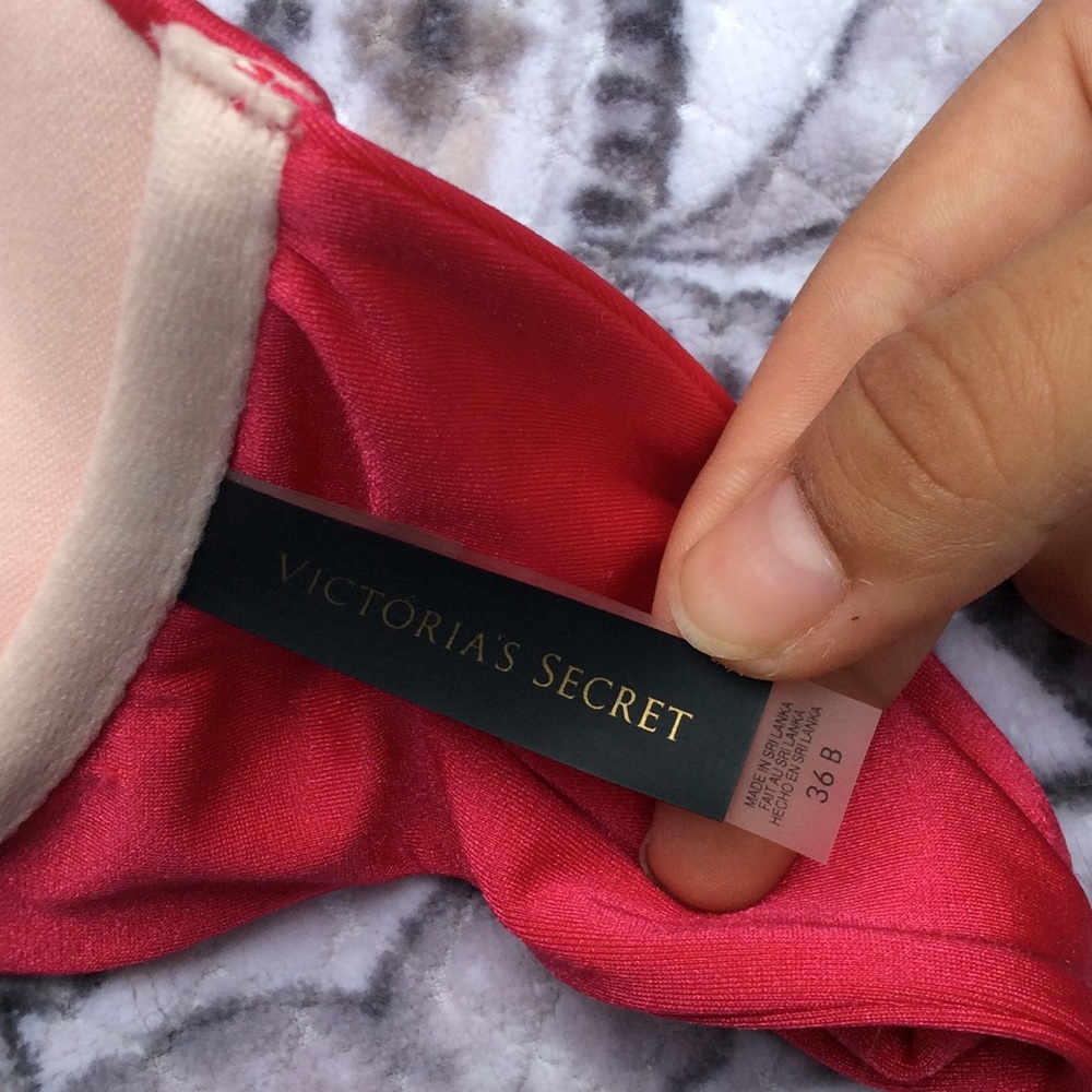 Victoria's Secret Swim Top - Picture 3 of 4