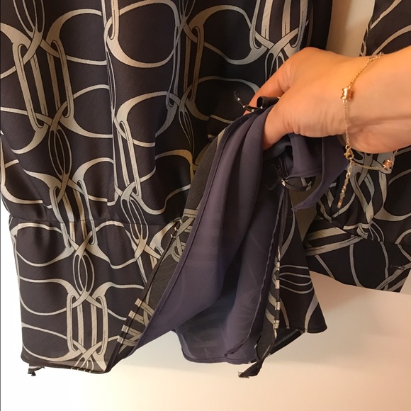 Blouses - Picture 4 of 4