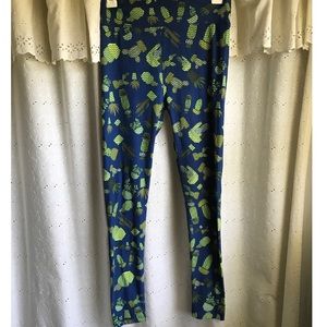 🌿OS LULAROE CACTUS LEGGINGS🌿