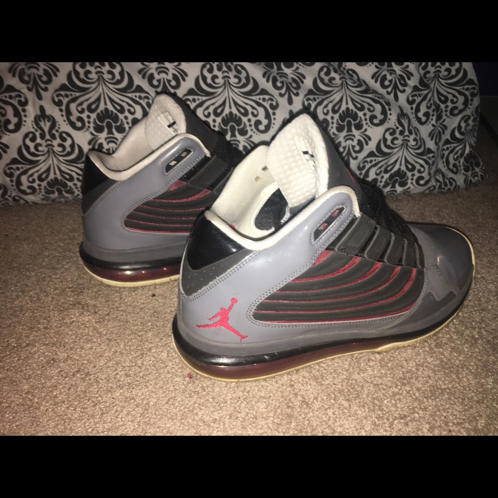 Nike air Jordan sneakers - Picture 1 of 3