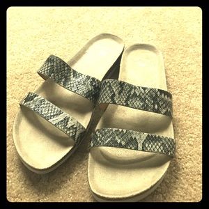 Birkenstock like sandals - Gap
