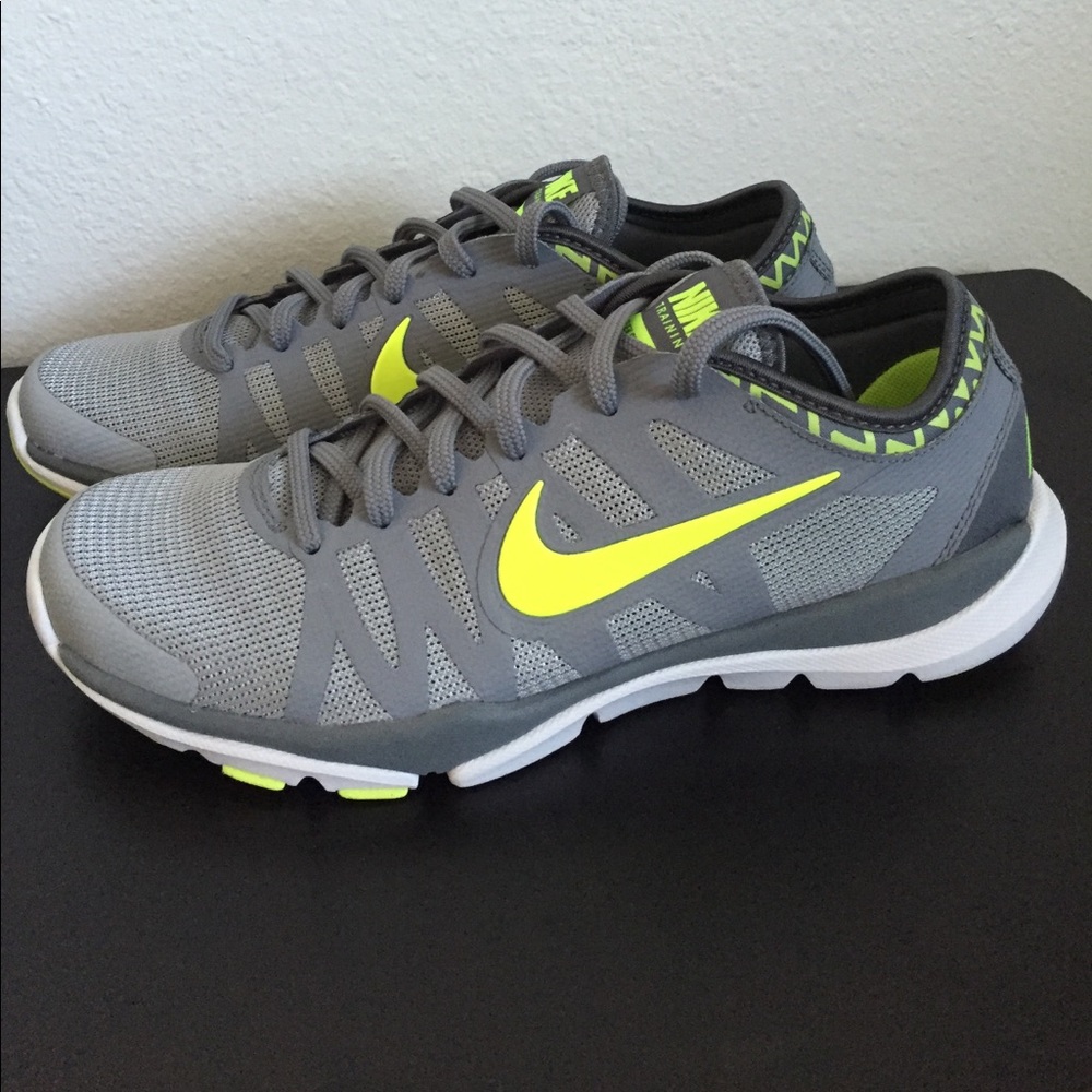 💥 REDUCED - Womens Nike Flex Supreme Tx Shoes