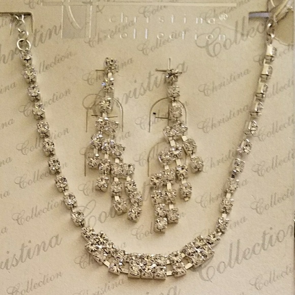 Formal set - Picture 2 of 2