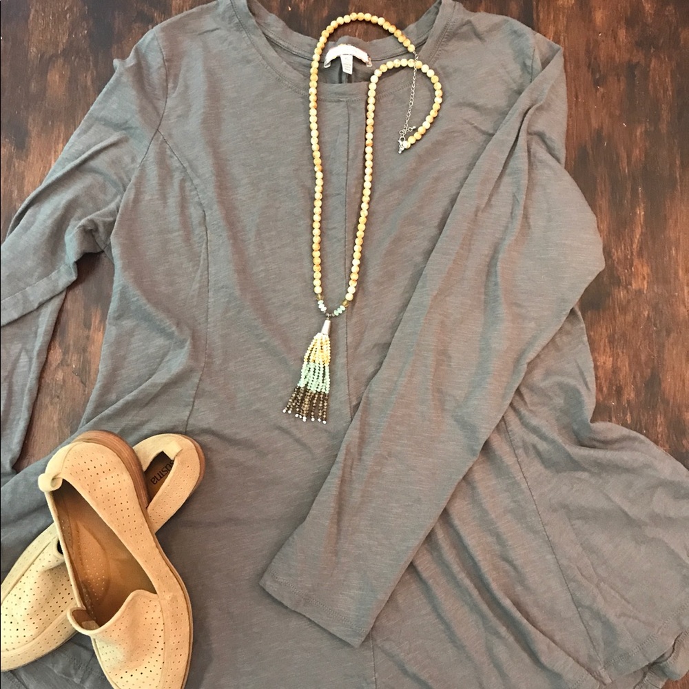 🌸sold🌸 Eri and Ali flared function top