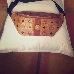 Vintage MCM tan fanny pack
