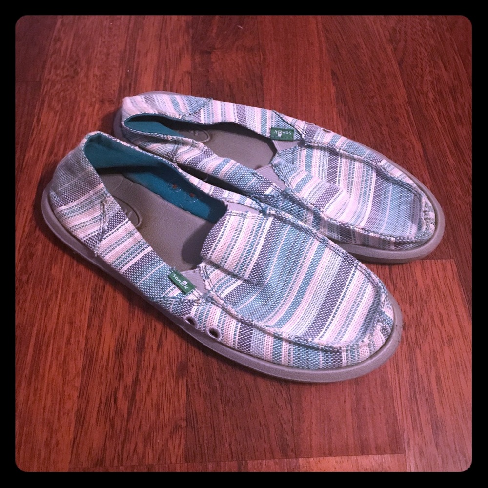 Sanuks