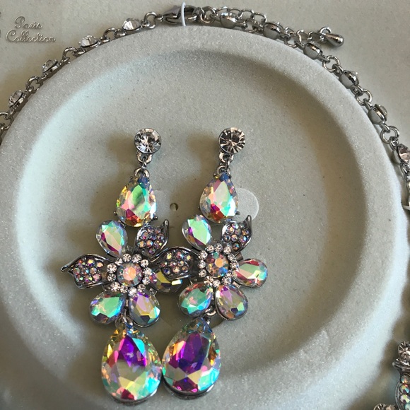 🌸Beautiful Necklace 🌸 - Picture 2 of 2