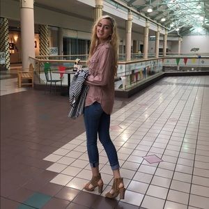 Meet your Posher, Hailey