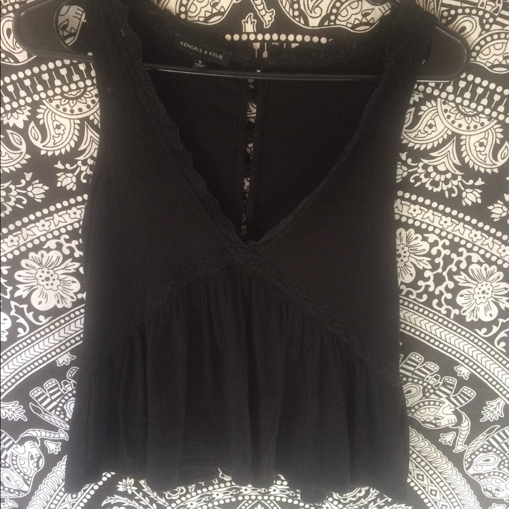 Kendall and Kylie Pacsun black tank
