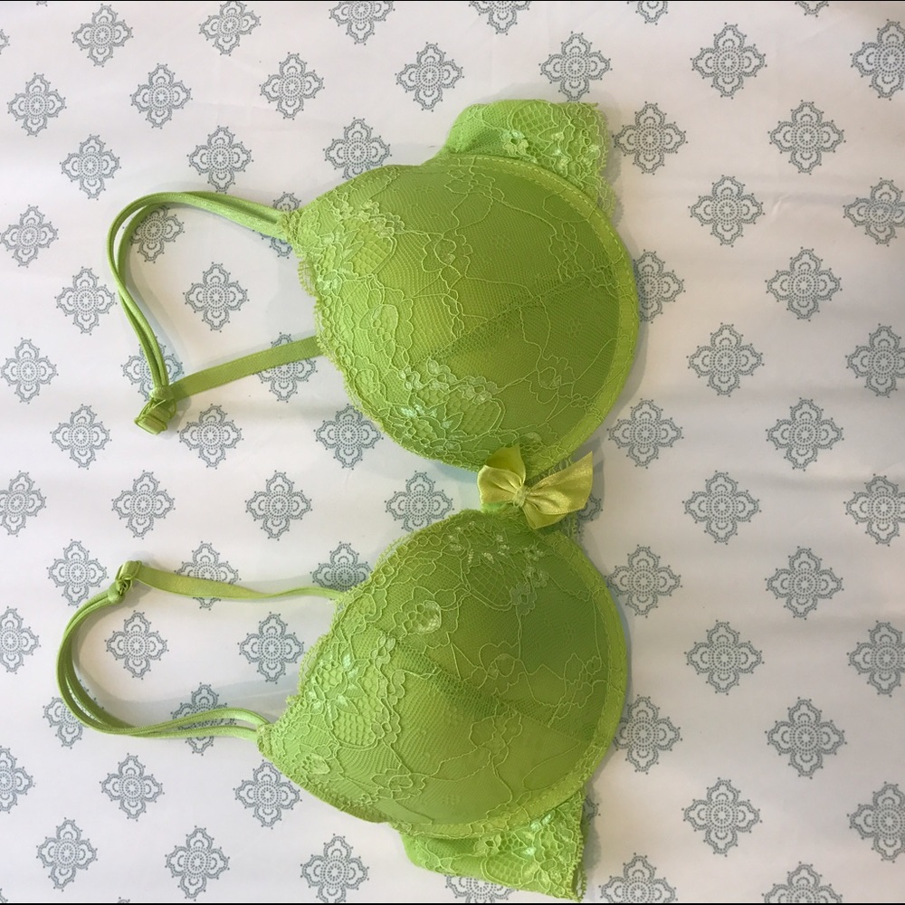 Green bra