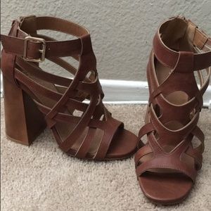 Chunky Heeled Sandels