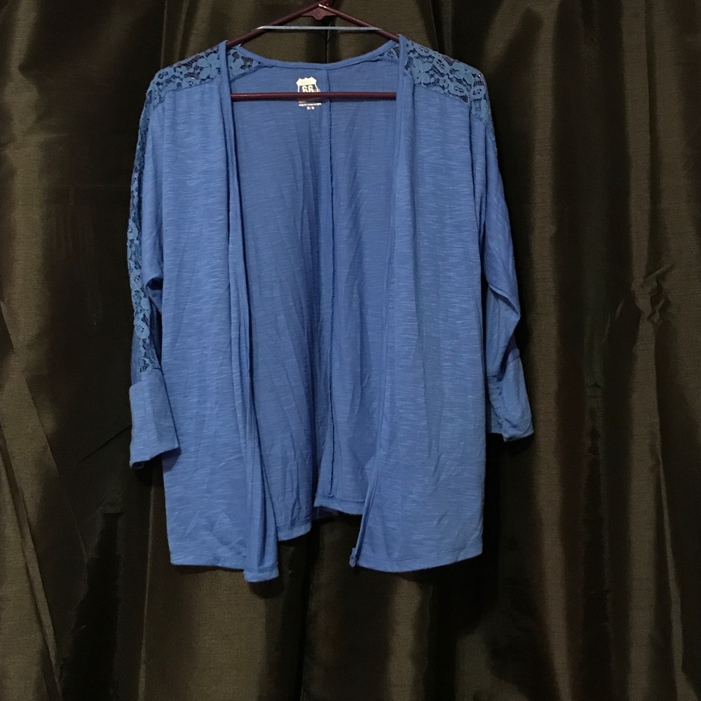 Blue 3/4 sleeve cardigan size medium