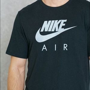 NIKE AIR HYBRID TOTEM T-SHIRT