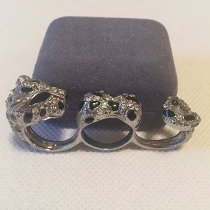 Multi-Finger Ring