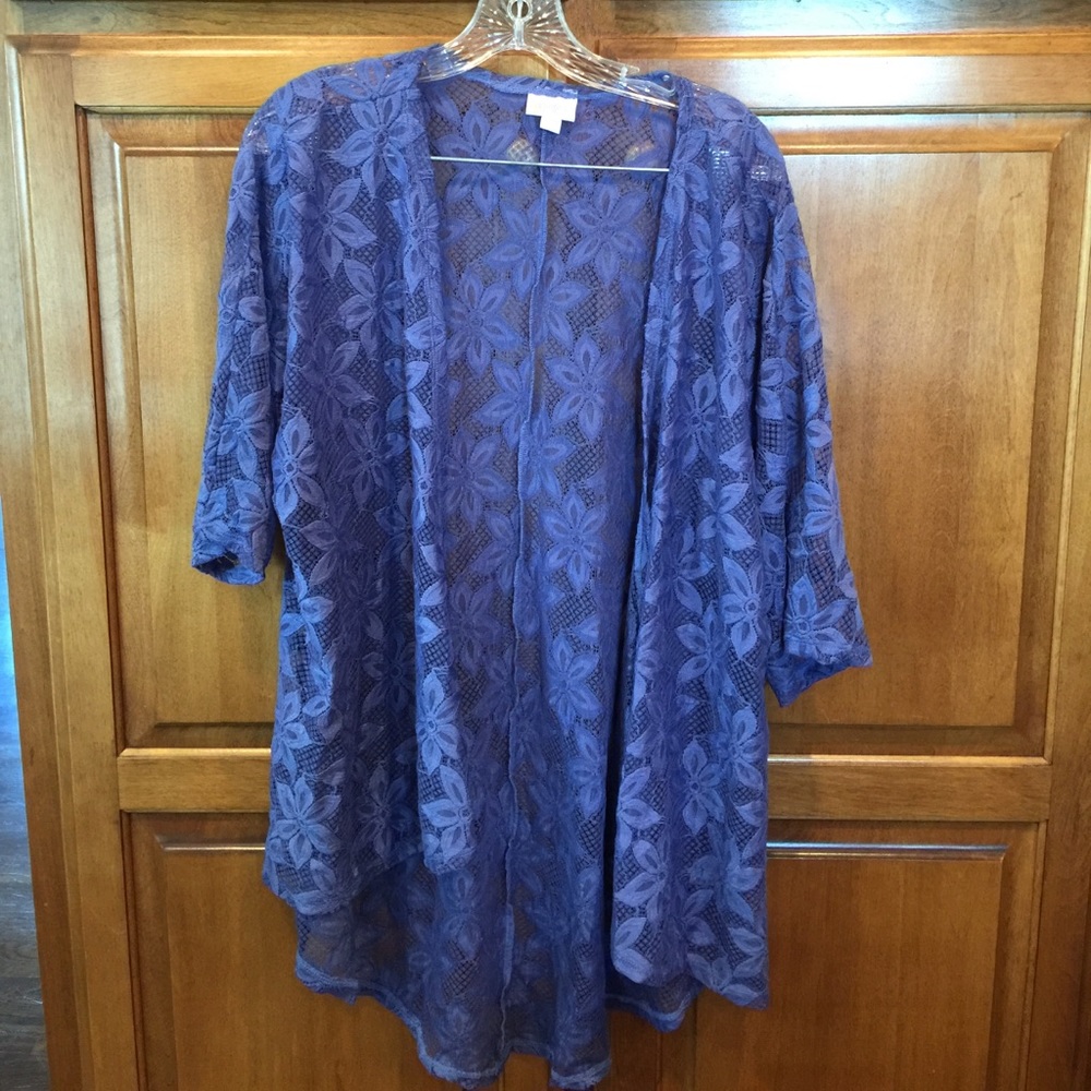 SOLD.   Lularoe Lindsay