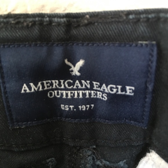 AEO Black Shorts - Picture 3 of 3