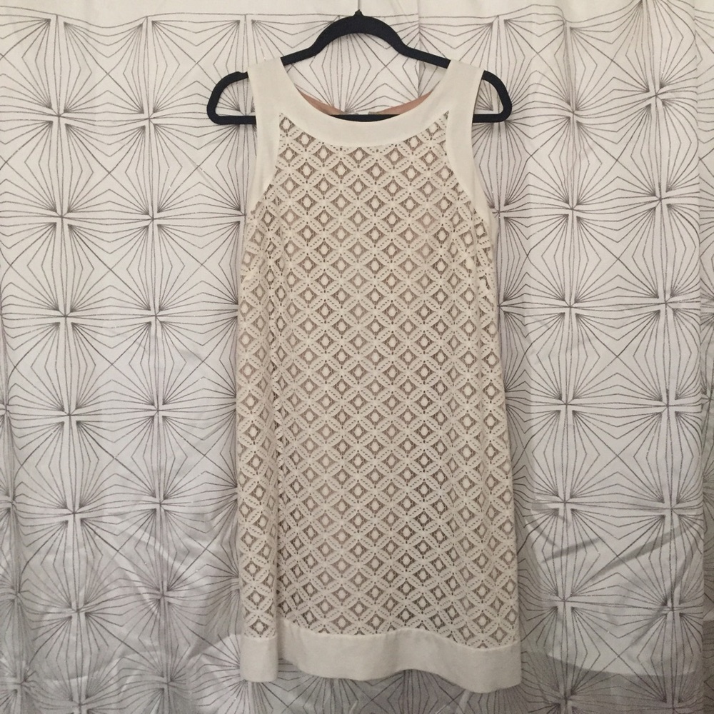 Jessica Howard - lace dress