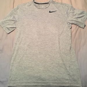 Nike t shirt Medium