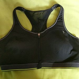 Danskin Now zippered sports bra. Sz 40d