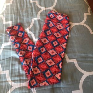 LuLaRoe OS leggings