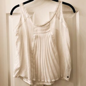 white lacy tank from hollister