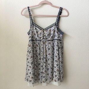 Floral Pattern Empire-line Top