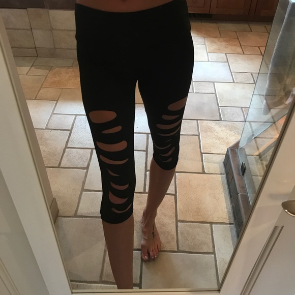 ❌SOLD OUT❌ - Picture 2 of 3