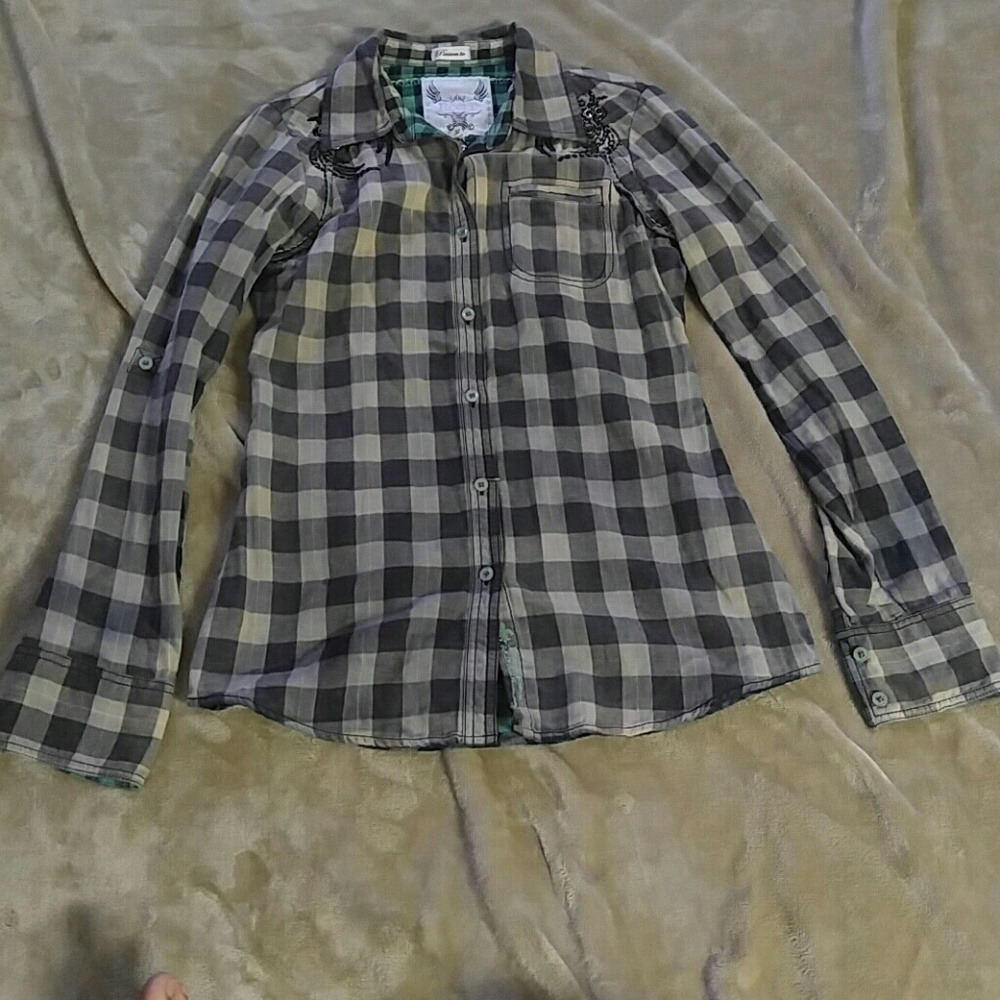 Buckle plaid top