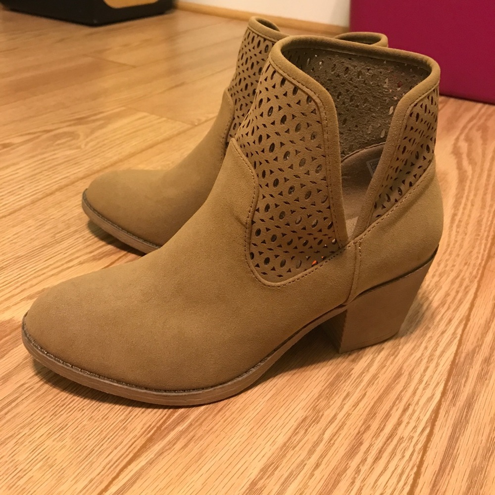 Rocket Dog booties