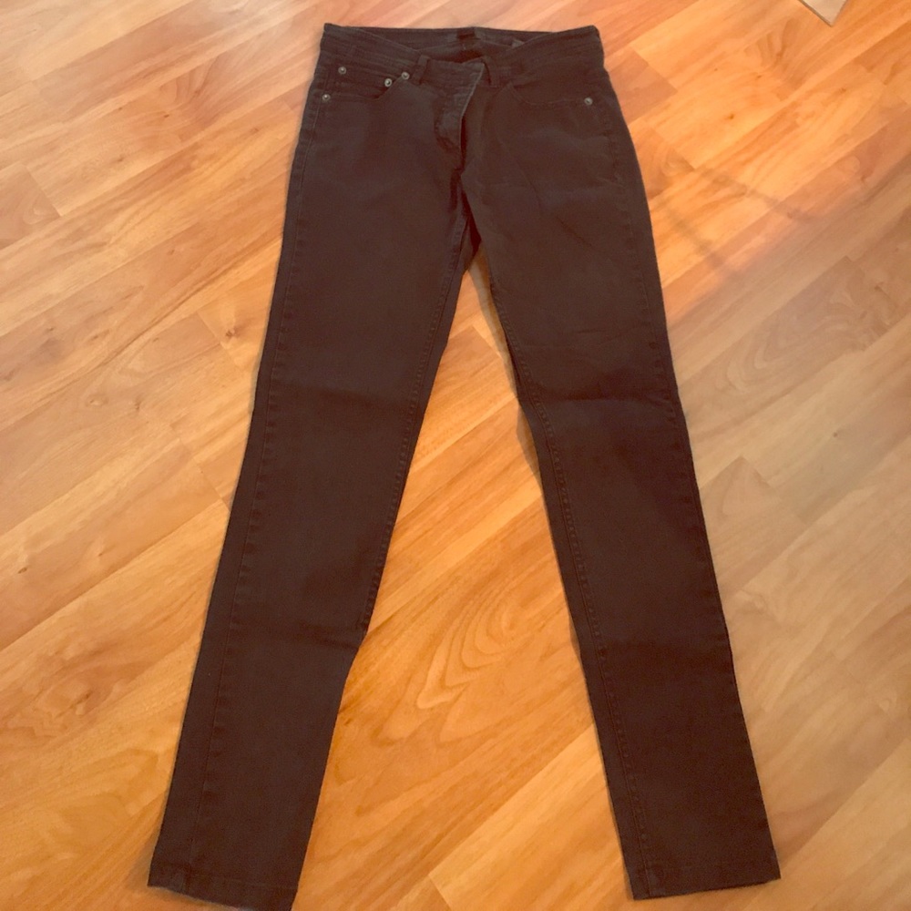 Black skinny jeans