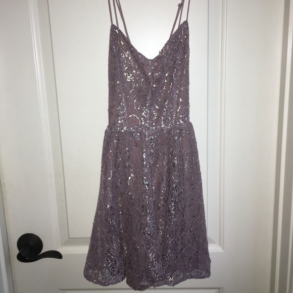 Kimchi Blue Strappy Victoria Shimmer Lace Romper - Picture 4 of 6